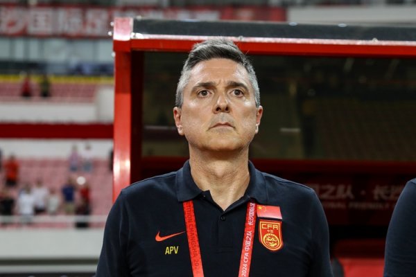 马德兴：U22国足大连准备比赛  又遇难题 安东尼奥发愁人员不齐
